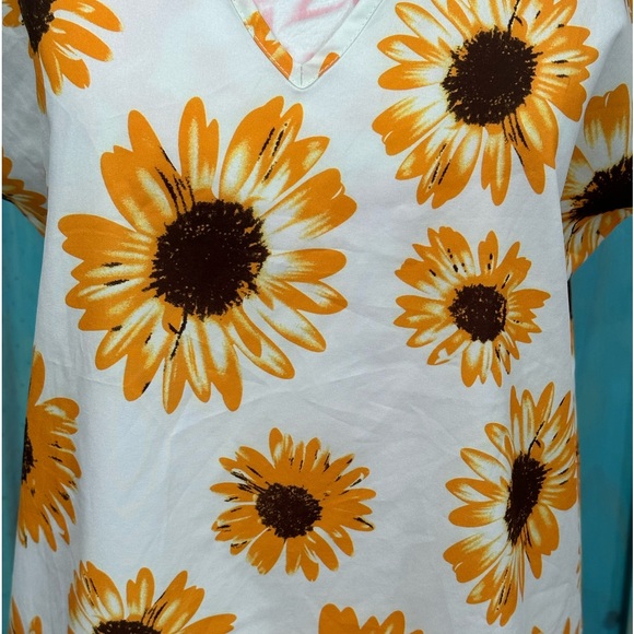 Shein Oversized Sunflower Blouse - S/M - Picture 4 of 9